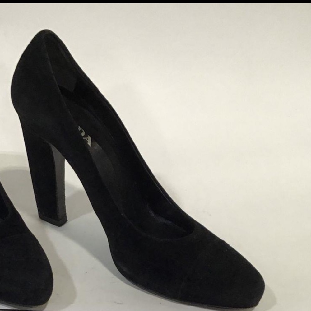 Women’s Prada Black Suede High Heel Pump Size 36.5 - Picture 5 of 7